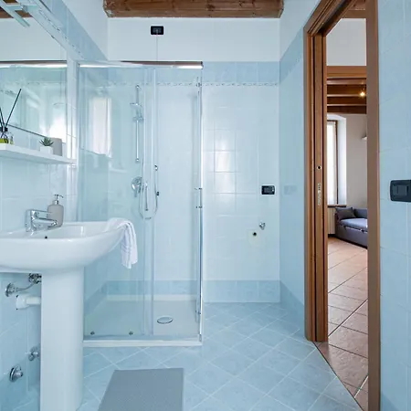 Guesthost - Cozy Flat *