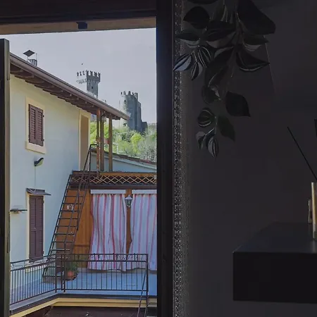Guesthost - Cozy Flat 公寓
